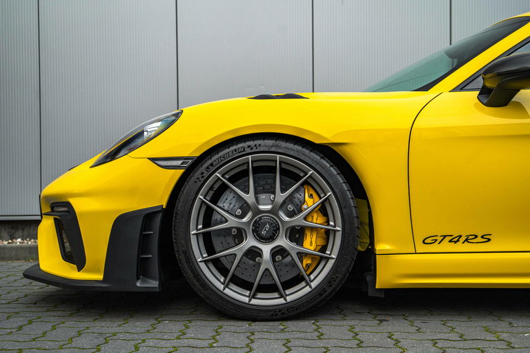 Porsche 718 Cayman GT4 RS