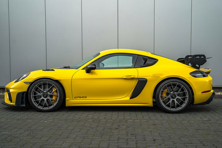 Porsche 718 Cayman GT4 RS