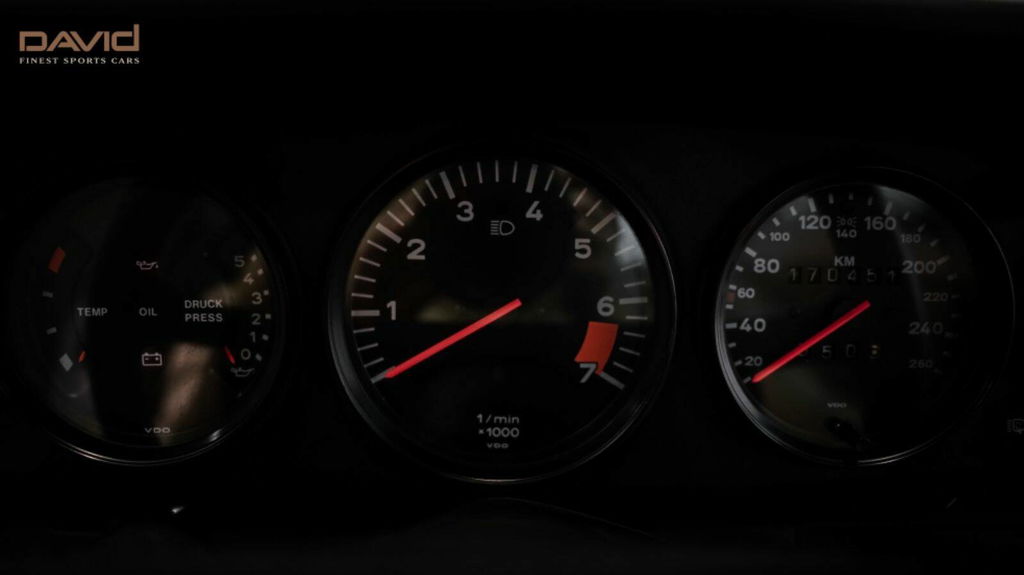 Porsche 911 Carrera 3.2 (US)