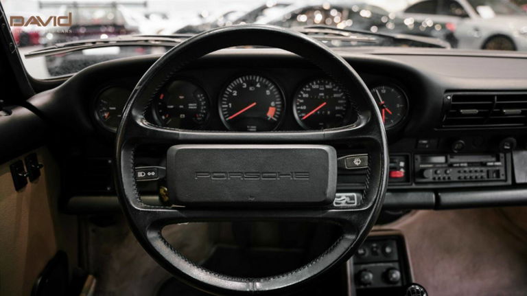 Porsche 911 Carrera 3.2 (US)