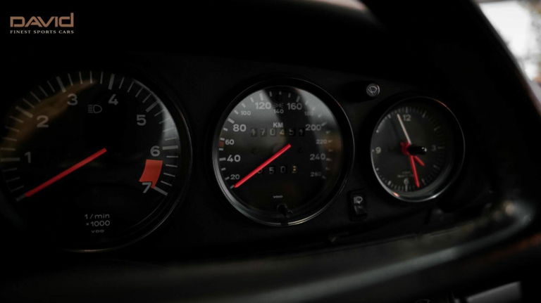 Porsche 911 Carrera 3.2 (US)