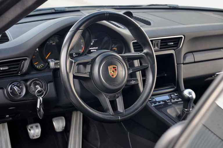 Porsche 991 GT3 Touring