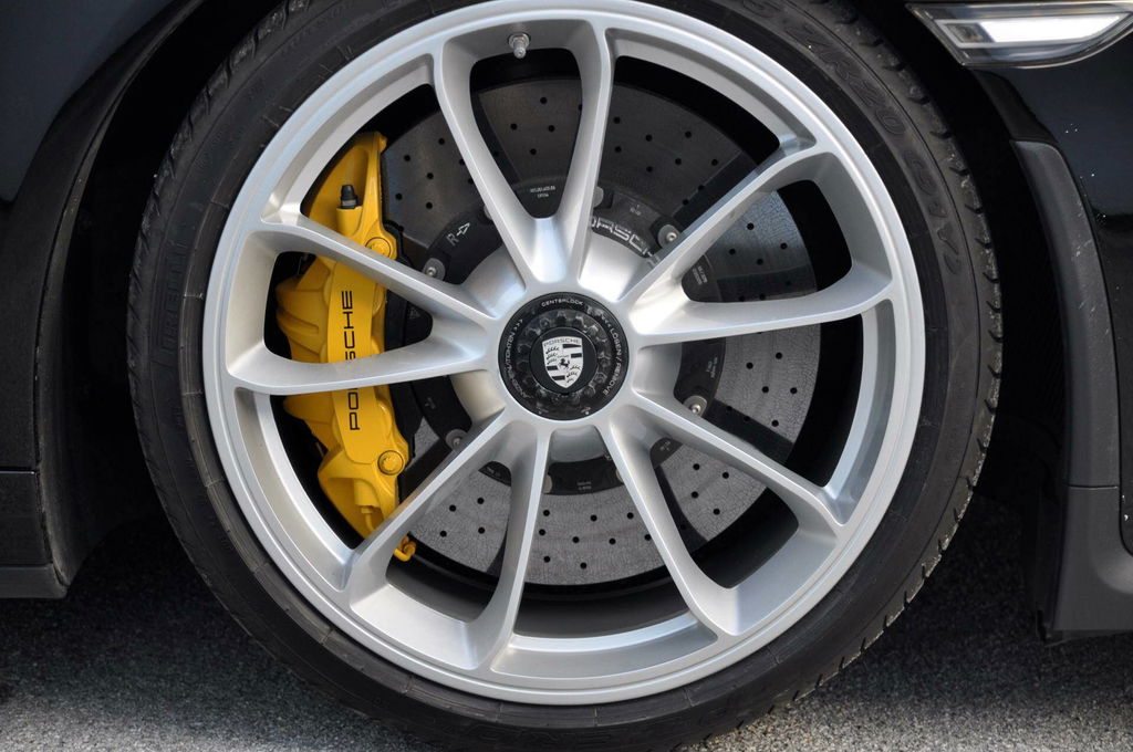 Porsche 991 GT3 Touring