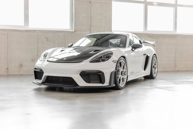 Porsche 718 Cayman GT4 RS