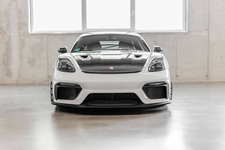 Porsche 718 Cayman GT4 RS