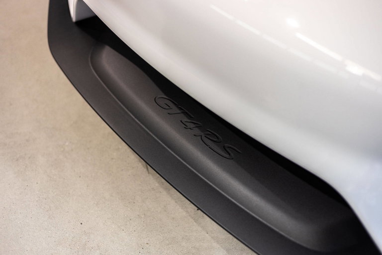 Porsche 718 Cayman GT4 RS