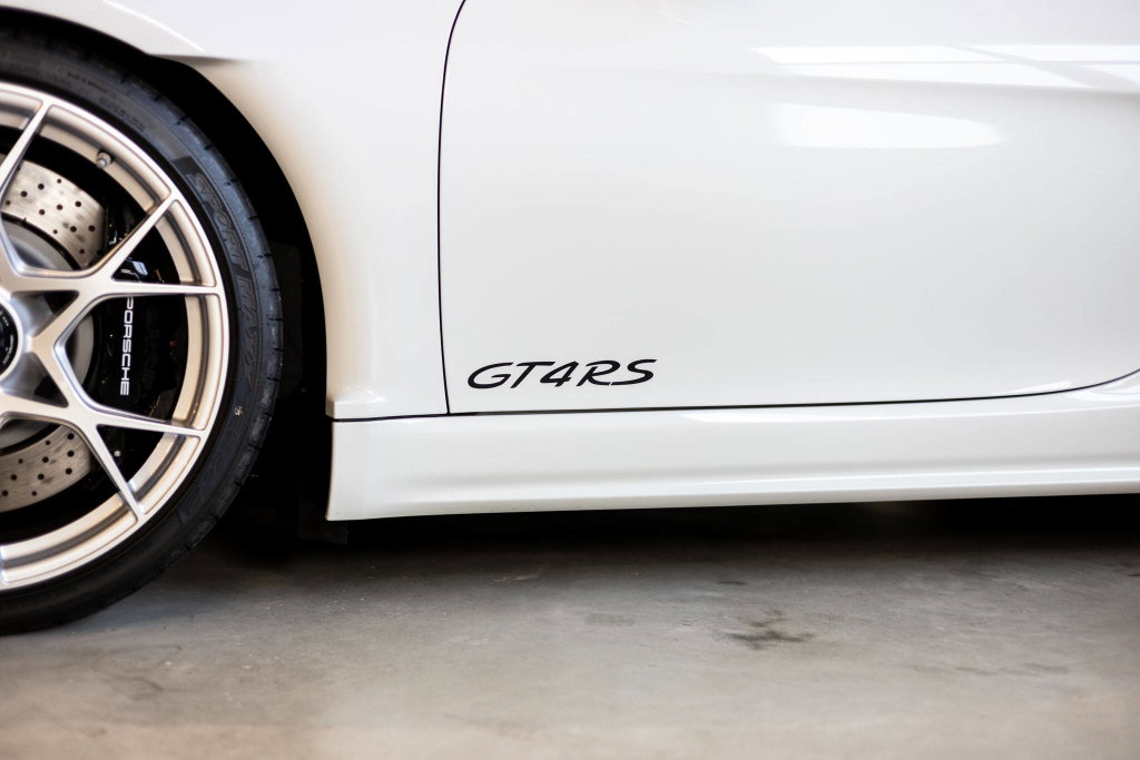 Porsche 718 Cayman GT4 RS