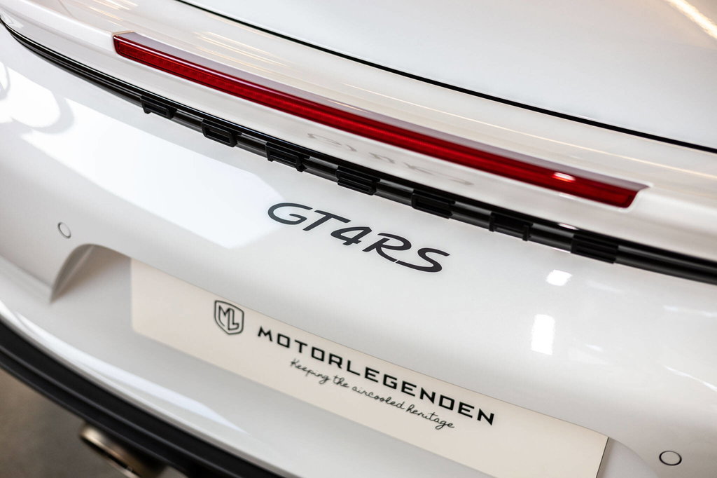 Porsche 718 Cayman GT4 RS