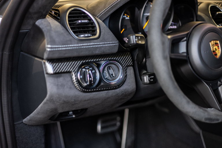 Porsche 718 Cayman GT4 RS