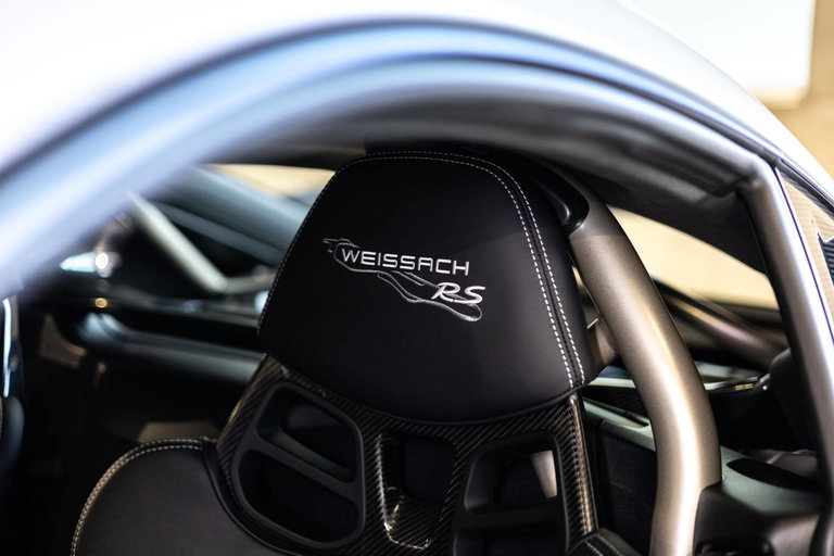Porsche 718 Cayman GT4 RS