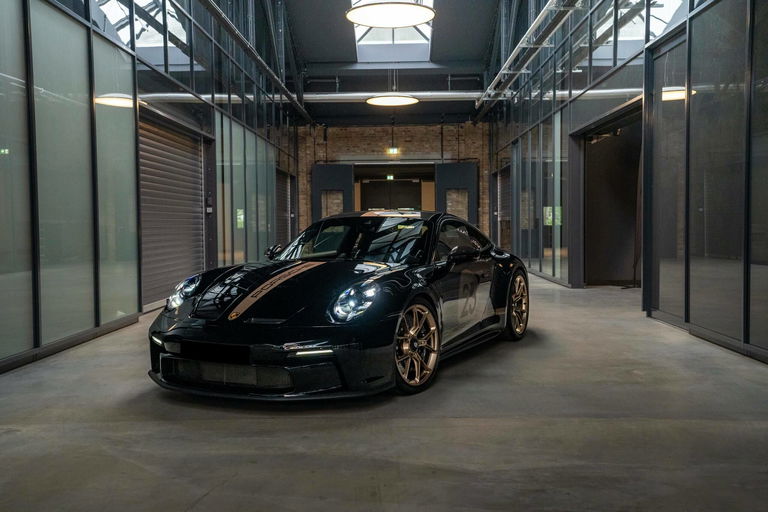 Porsche 992 GT3 Touring