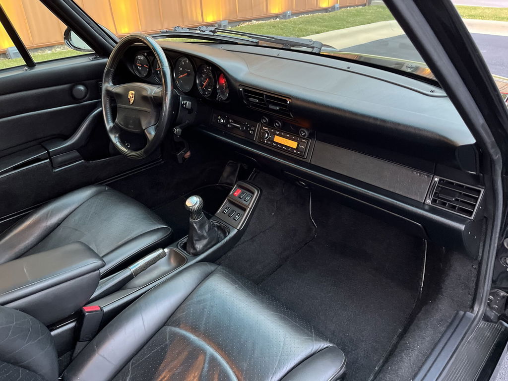 Porsche 993 Carrera 4S