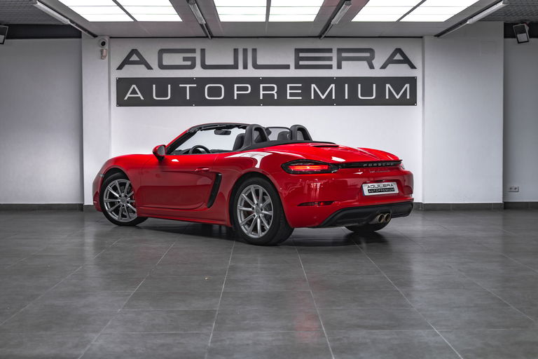 Porsche 718 Boxster