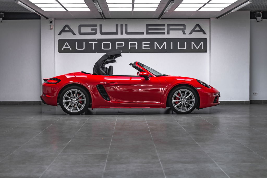 Porsche 718 Boxster