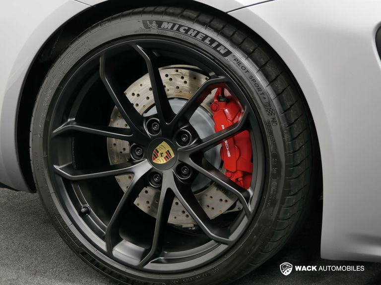 Porsche 718 Spyder