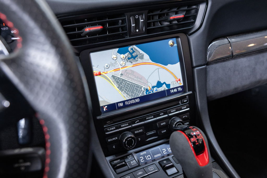 Porsche 991 Carrera GTS