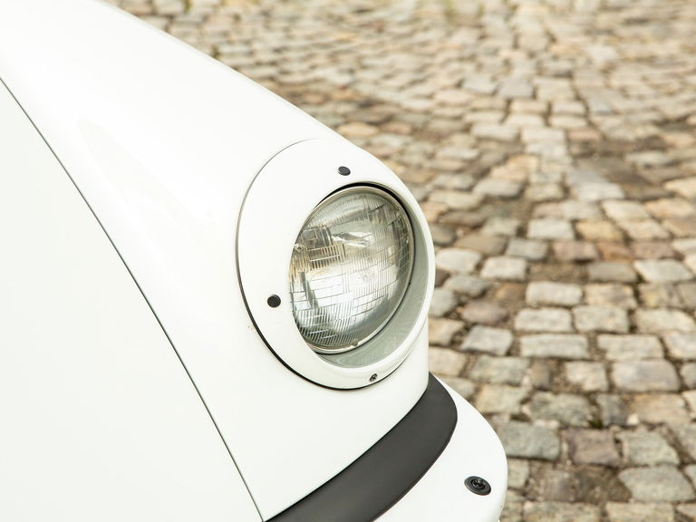 Porsche 911 Carrera 3.2 (US)