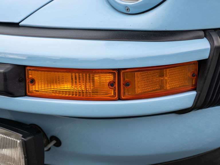 Porsche 911 Carrera (US)