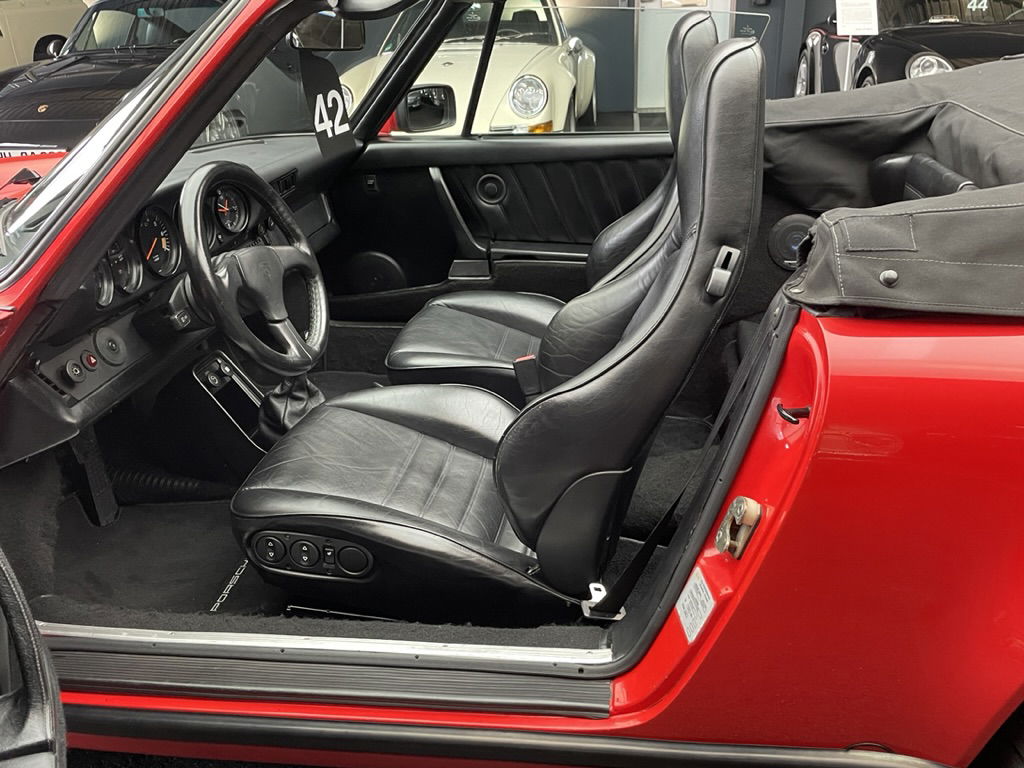 Porsche 911 Carrera 3.2