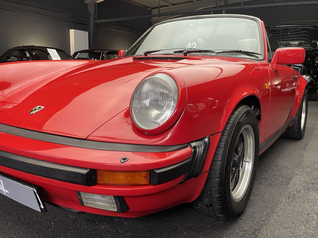 Porsche 911 Carrera 3.2