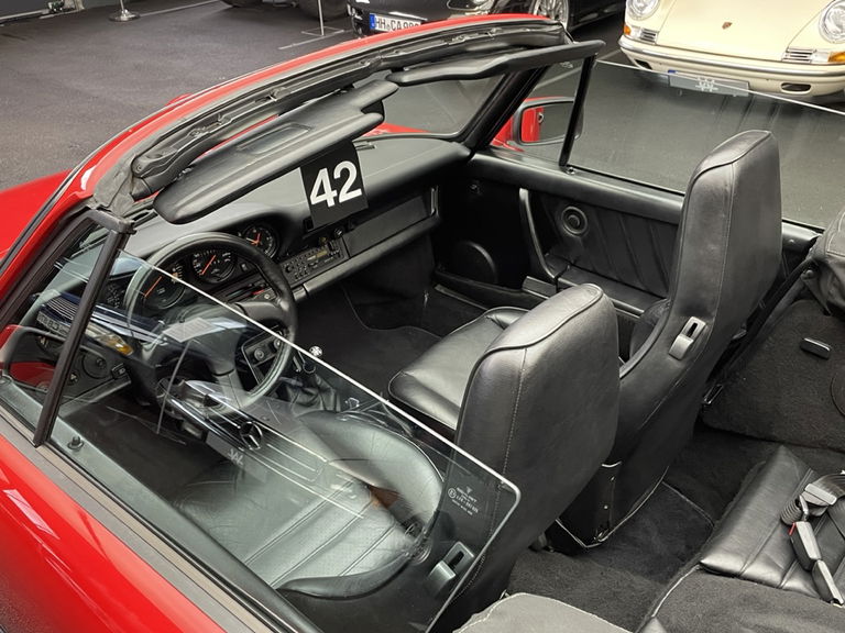 Porsche 911 Carrera 3.2