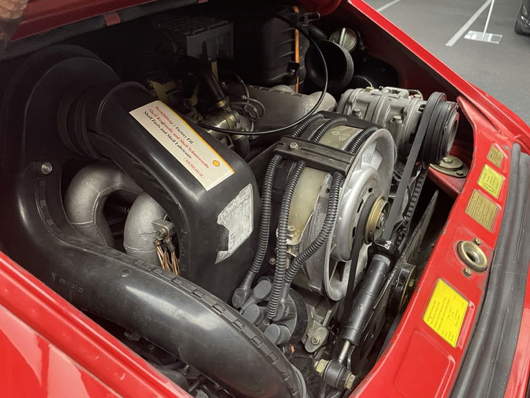 Porsche 911 Carrera 3.2