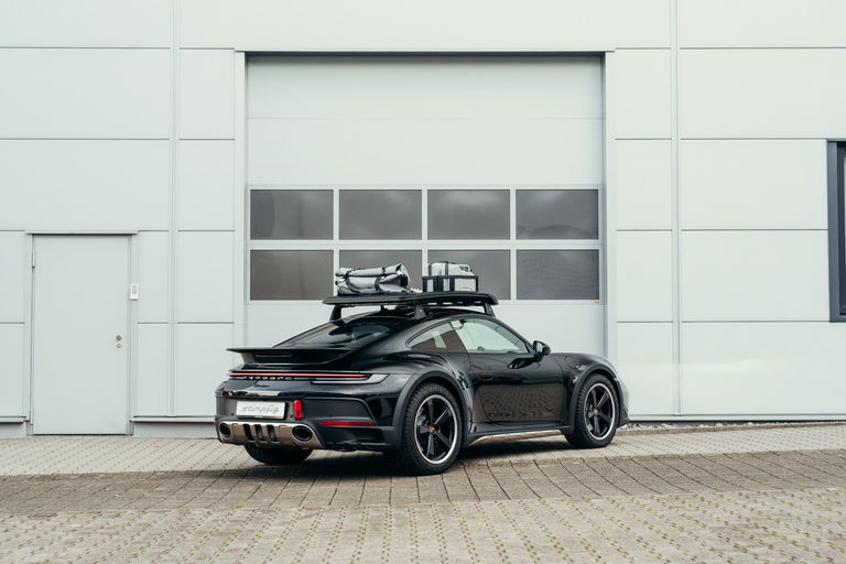 Porsche 911 Dakar