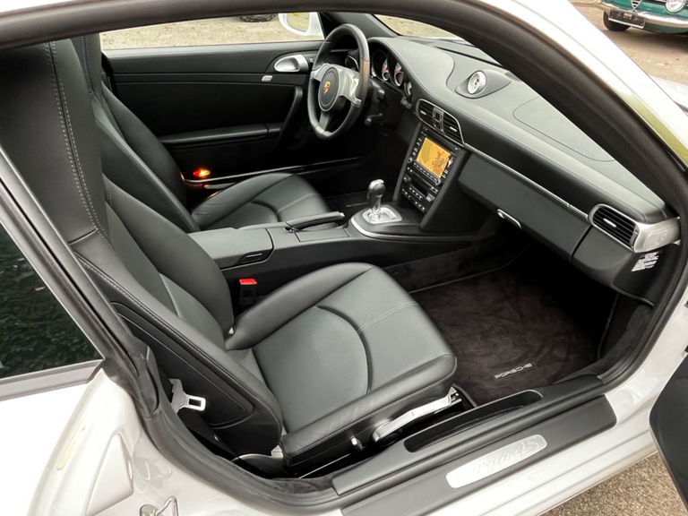 Porsche 997.2 Targa 4S