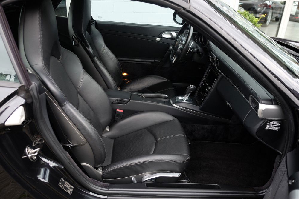 Porsche 997.2 Carrera 4S