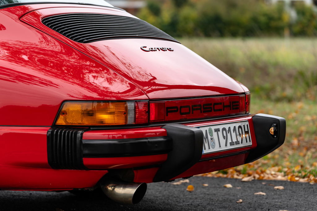Porsche 911 Carrera 3.2