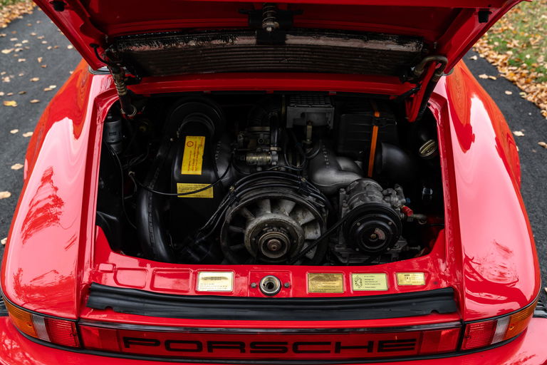 Porsche 911 Carrera 3.2