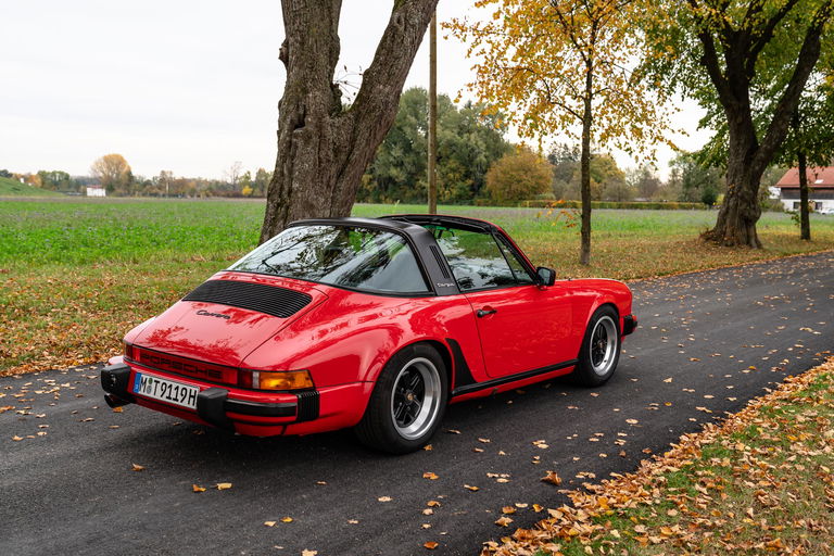 Porsche 911 Carrera 3.2