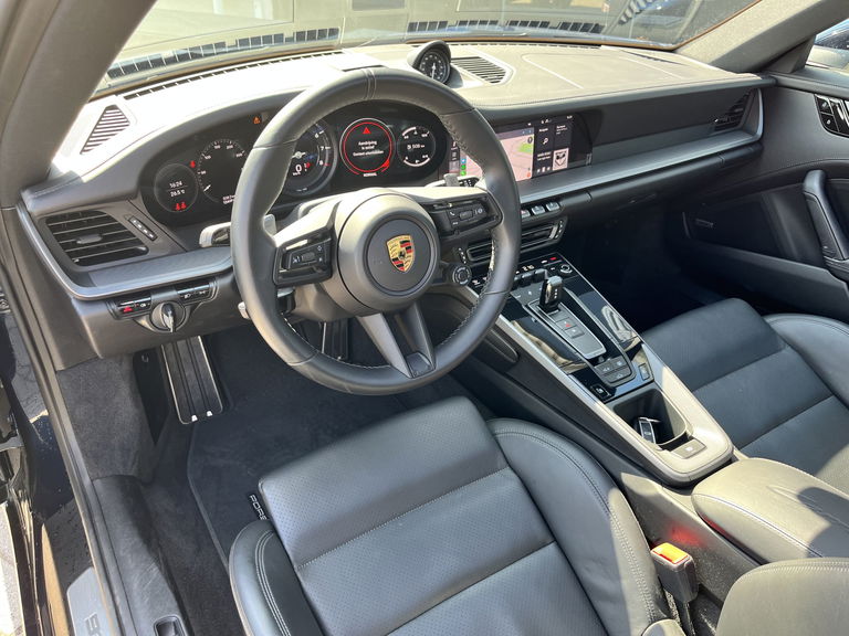 Porsche 992 Carrera 4S