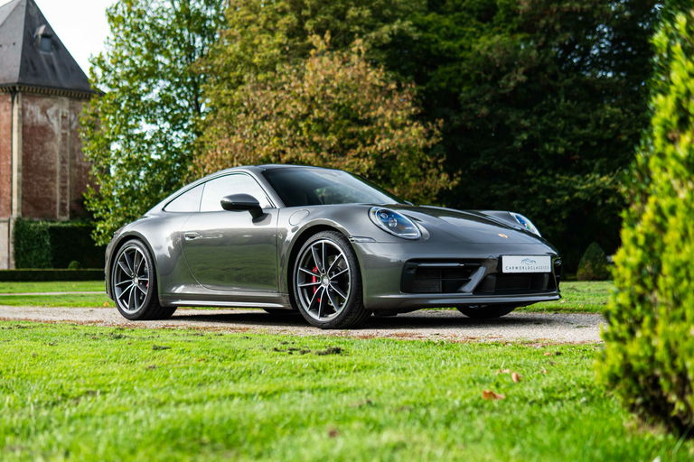 Porsche 992 Carrera 4S
