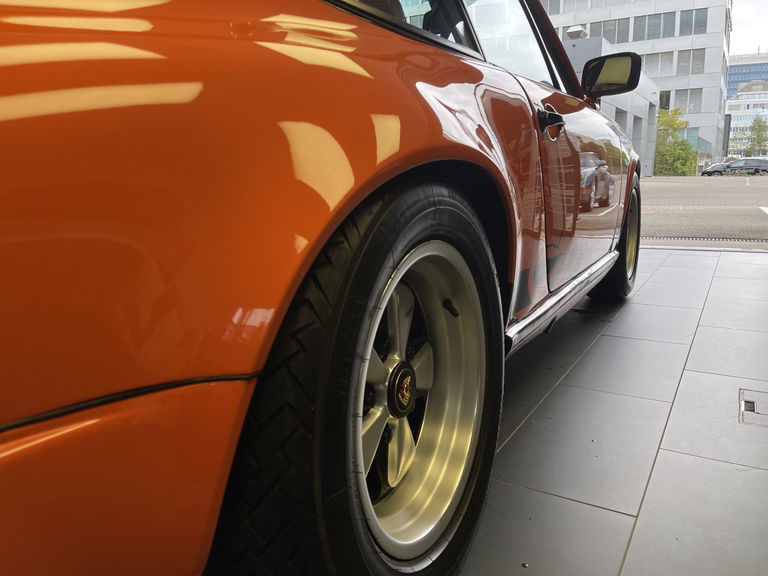 Porsche 911 Carrera 2,7