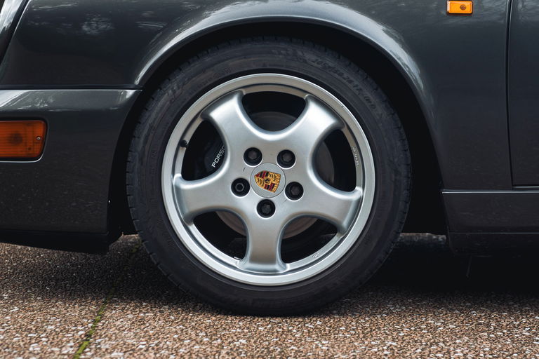 Porsche 964 Carrera 2