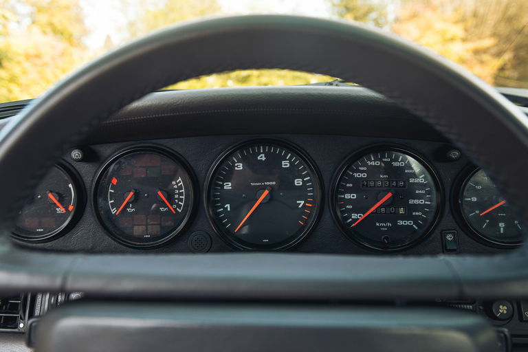 Porsche 964 Carrera 2