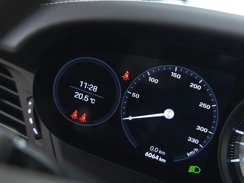 Porsche 992 Carrera 4 GTS