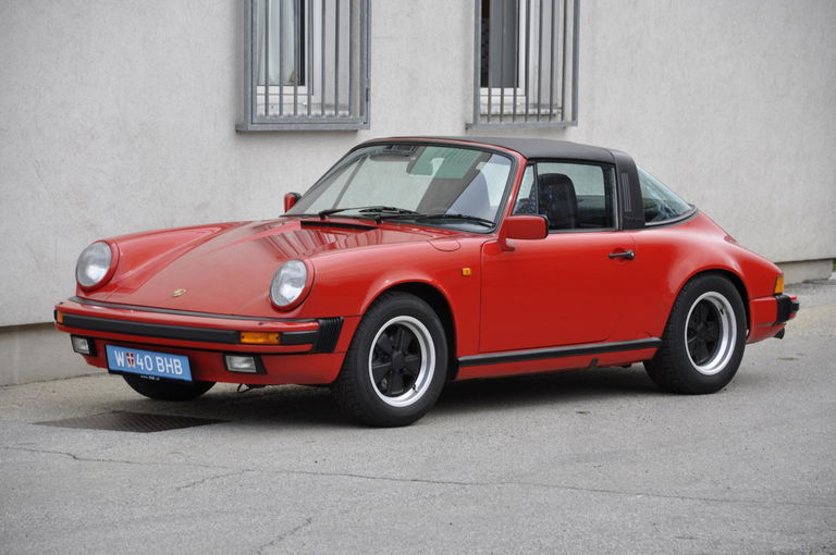 Porsche 911 Carrera 3.2