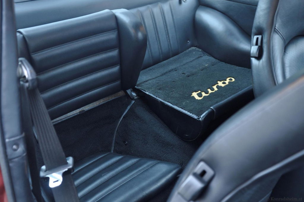 Porsche 911 Turbo 3.3