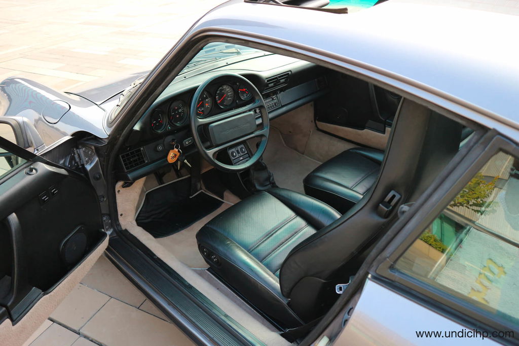 Porsche 911 Turbo 3.3