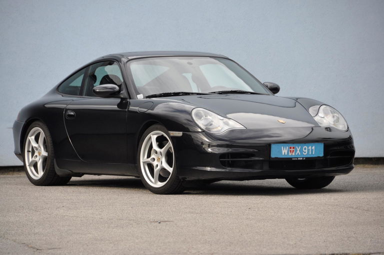 Porsche 996 Carrera 4