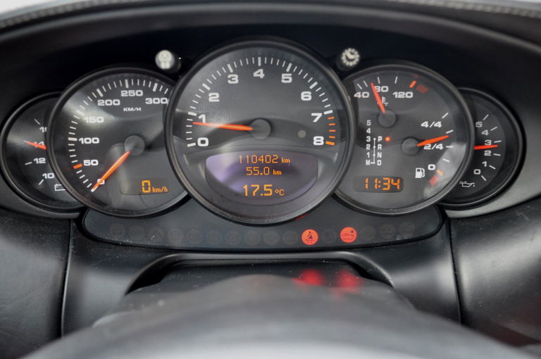 Porsche 996 Carrera 4