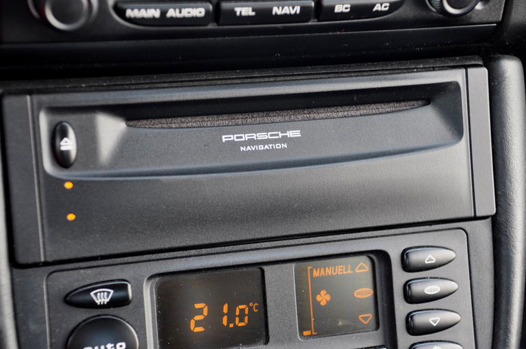 Porsche 996 Carrera 4