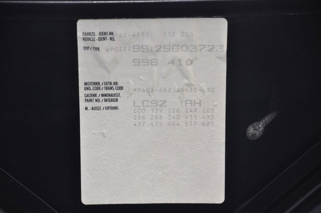 Porsche 996 Carrera 4