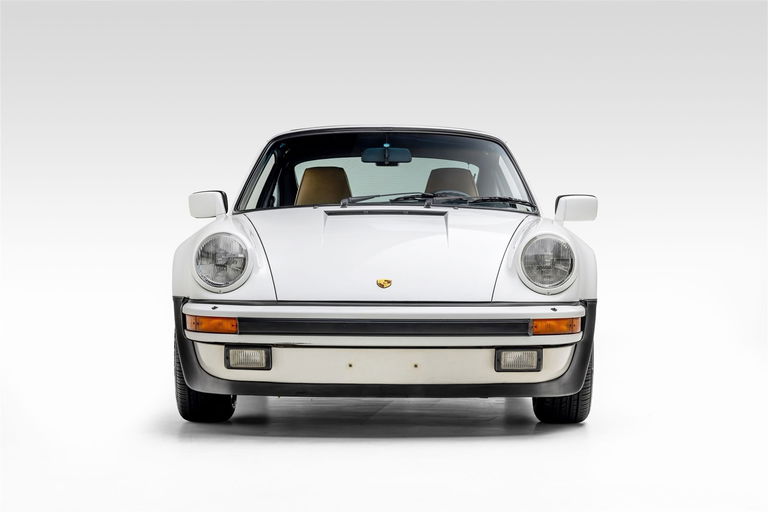Porsche 911 Turbo 3.3 (US)