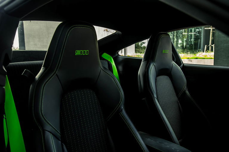 Porsche 992 Carrera T