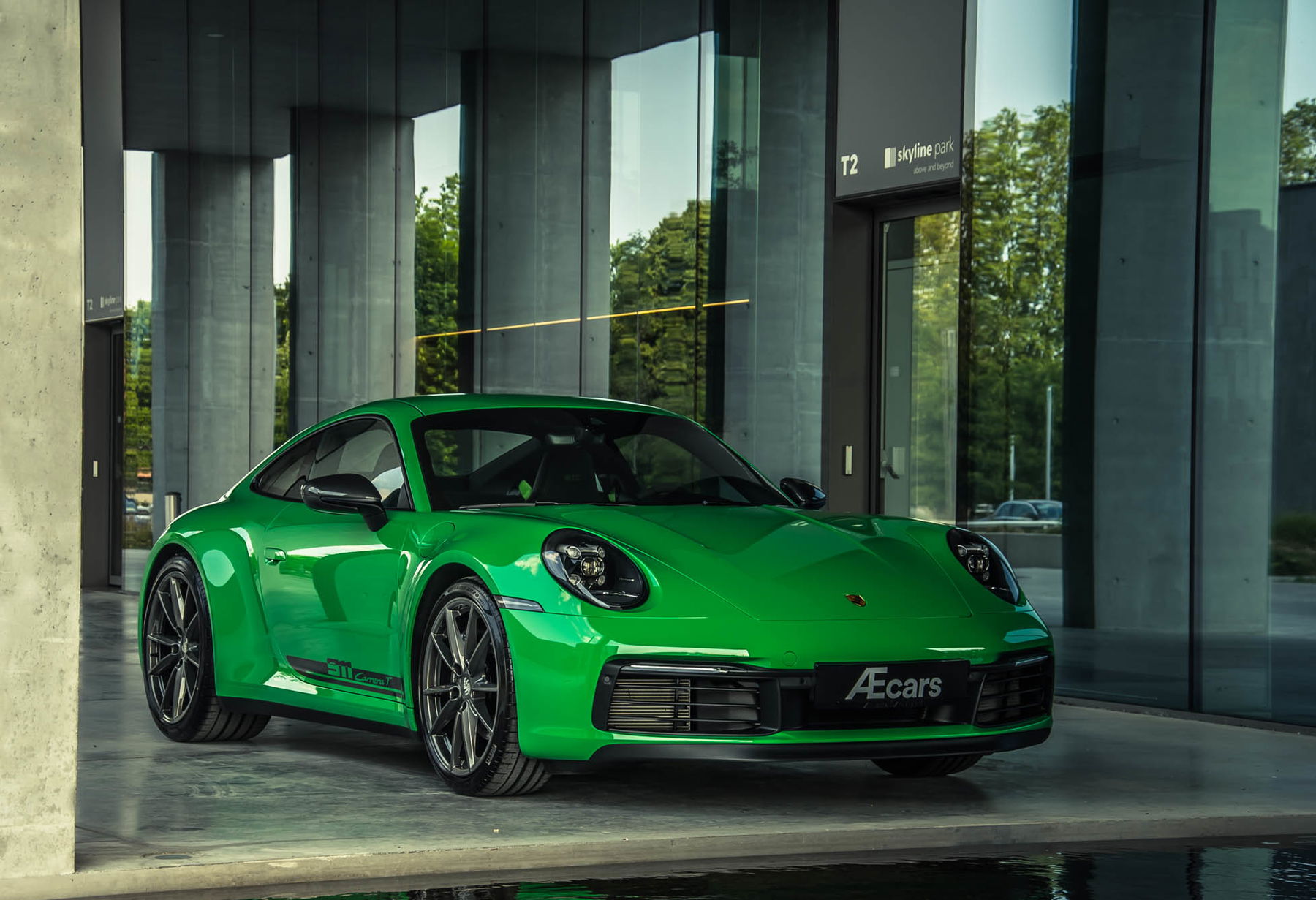 Porsche 992 Carrera T 2023 - elferspot.com - Marketplace for