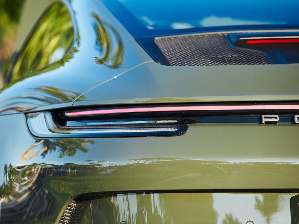 Porsche 992 GT3 Touring