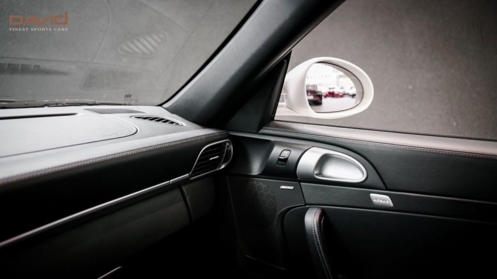 Porsche 997.2 Carrera GTS